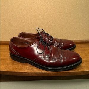 Alan Edmonds Kingswood‎ men’s burgundy wingtip Oxford dress shoes 10 A USA 2977